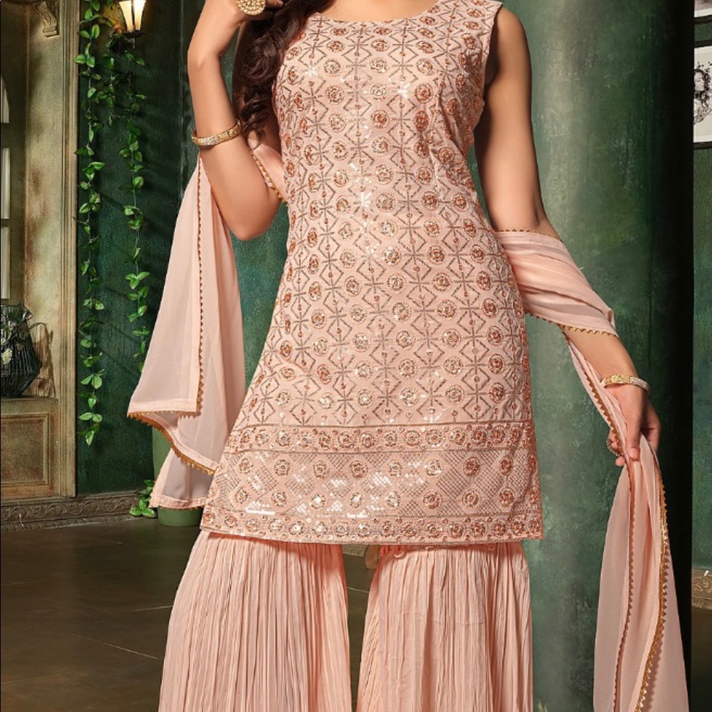 Very pretty New style Garara (Plazo Suit)